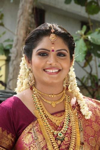 Parasparam Serial Actress Name And Details