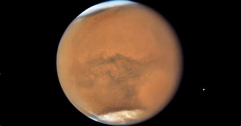 Look Up Mars Is Closer To Earth Than Its Been In 15 Years Los