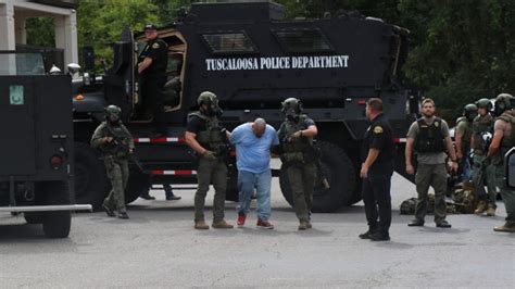 Suspect Arrested After Barricaded Standoff At Tuscaloosa Hotel