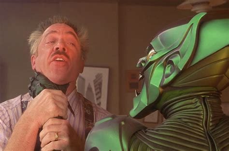 Marvel In Film N°8 2002 Willem Dafoe As The Green Goblin And J K