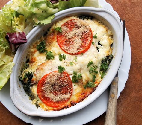 One of our favourite smoked haddock recipes, we have poached the fish here in milk and then used the. Elegant Fish on Friday: Easy Smoked Haddock au Gratin Recipe