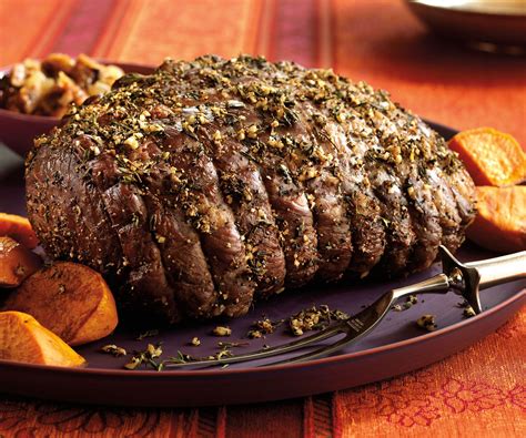 Herb Crusted Petite Roast With Fig Onion Relish Beef Loving Texans
