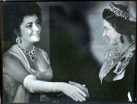 Elizabeth Taylor Jewelry Sells For 115 Million Photos The Reliable
