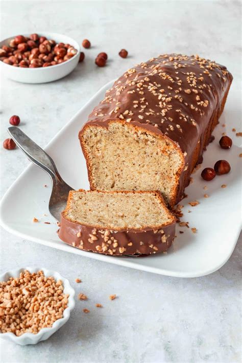 Saftiger Nusskuchen mit Öl
