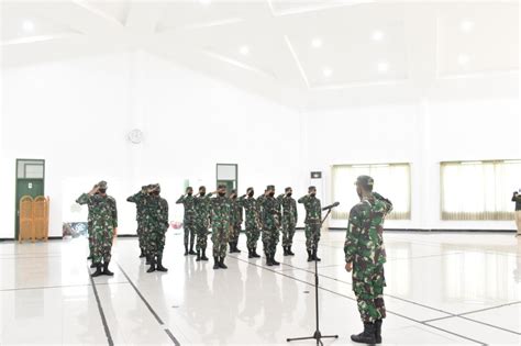 Check spelling or type a new query. 56 Calon Pegawai Tetap Non PNS ITS Surabaya Ikut Latihan ...