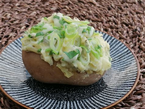 Gevulde Aardappelen Met Gorgonzola Lekker Tafelen