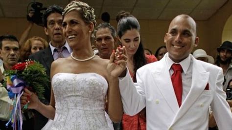 Cuba Gay Man And Transgender Woman Marry Bbc News