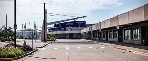 Delta Airlines Mli Terminal Quad Cities International Airport