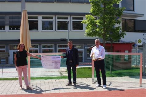 Von denen sind viele schon ausgeschieden: 500,- Euro für Kindertagesstätte und Grundschule Grünsfeld ...