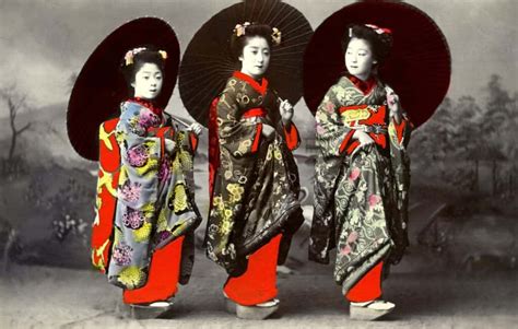 Graceful Facts About Geishas