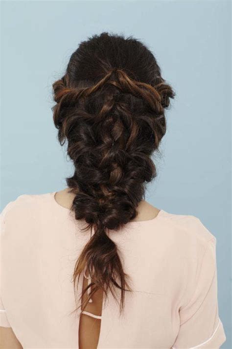 Looking For A Simple Mermaid Braid Tutorial Try Your Hand