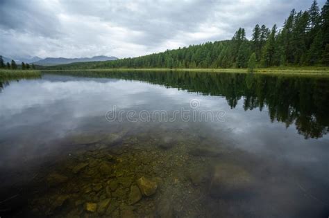 Lake With Crystal Clear Water Stock Image Image Of Mountain Overcast