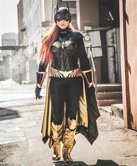 batgirl-cosplay-by-whoanerdalert-batgirl-cosplay,-cosplay-woman,-superhero-cosplay