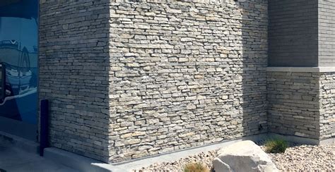 Fond Du Lac Full And Thin Ledgestone Veneer Stacked Stone Brick Exterior