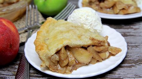 Homemade Apple Pie Recipe All From Scratch
