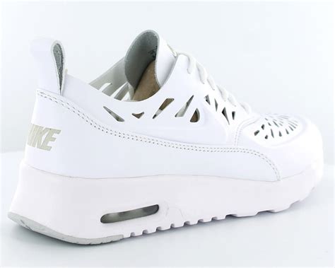 Das liegt bei circa 70 prozent der belastungsgrenze (deshalb die 0,7 in der formel). air max thea blanche joli