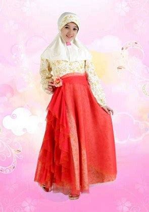 'ibu kita kartini' adalah lagu ciptaan wage rudolf soepratman atau wr soepratman, yang juga pencipta lagu indonesia raya. Contoh Gambar Model Baju Batik Wanita - Surat G