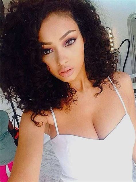 10 Nice Short Curly Weave Styles