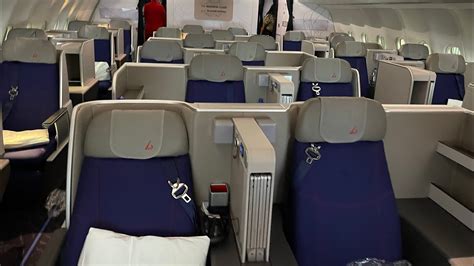Brussels Airlines Business Class On A330 300 Fih To Bru Youtube