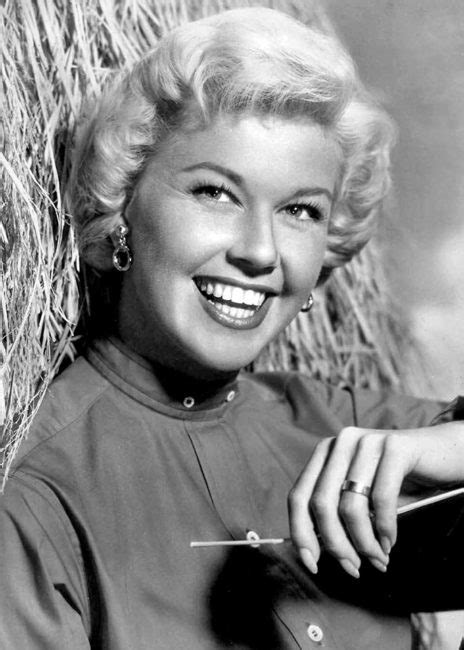 Beloved Singer And Actress Doris Day Dead At Age 97 Texas Hill Country