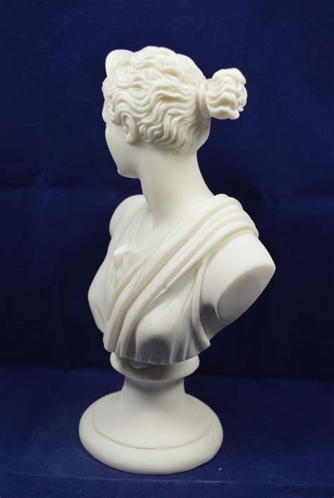Artemis Diana Buste Sculpture Antique Grecque D Esse De La Etsy France