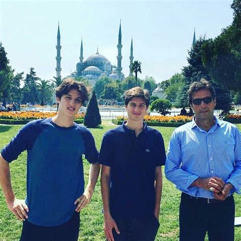 Imran Khan And His Sons In Istanbul Imran Khan Istanbul Sons Leader