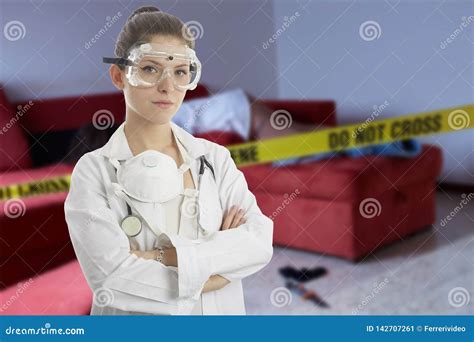 Crime Scene Doctor Forensic Stock Image Image Of Inspector Corpse 142707261