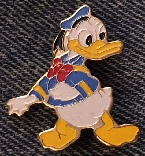 Donald Duck Brooch Pin Walt Disney Productions Older 80s Vintage