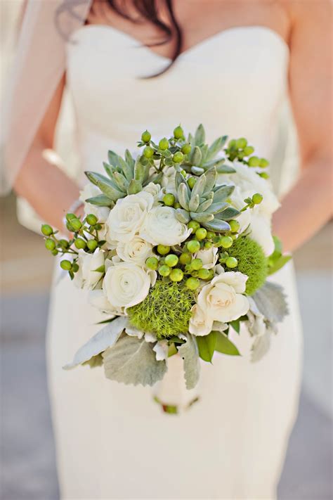 42 fall wedding bouquets that epitomize autumn style. Green Wedding Flowers Bouquets|http://refreshrose.blogspot ...