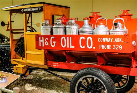 Antique Car Exhibits | Museum of Automobiles | Arkansas, United States
