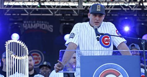 Emotional Anthony Rizzo Honors Retiring David Ross At Cubs Rally