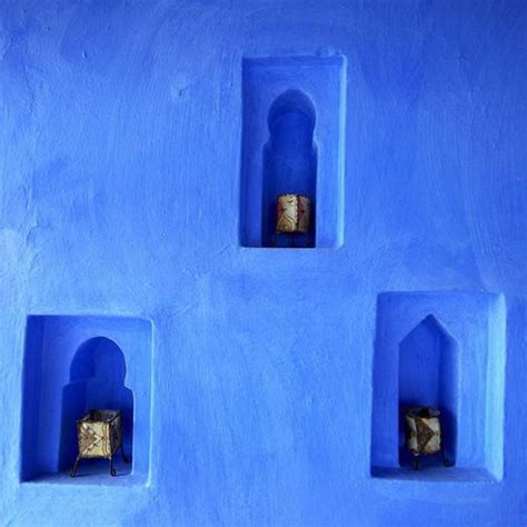 moroccan decor  blue color bring cool moroccan style