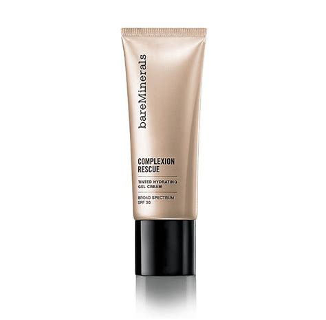 Weve Found The Best Foundations For Aging Skin Best Foundation For