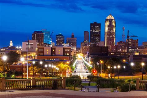 Des Moines Suburbs | Mandel Group