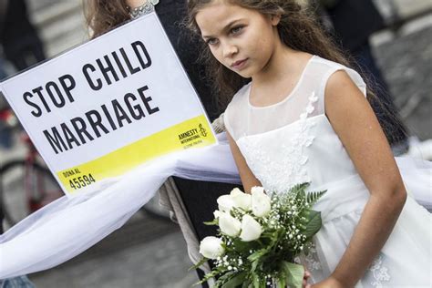 Amnesty International In Piazza Con Mai Più Spose Bambine Corriereit