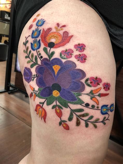 Hungarian Embroidery Themed Thigh Piece Imgur Embroidery Tattoo