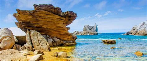 Find and book your flights and vacations today with alitalia! Cagliari - Italie | Forfaits Vacances | Vols directs ...