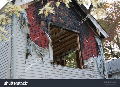Fire Damaged Home Melted Siding Broken Stock Photo 109210523 Shutterstock
