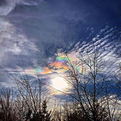 Victoria day is one of the only holidays where you're allowed to set off family fireworks on your private property without a permit. Photo Of The Day - Sunday January 31st, 2021 ...