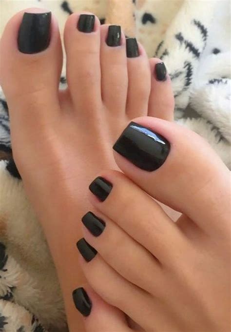 Yonibonbon “ Must Love Feet Must Love Black Nail Polish ” Black Toe Nails Pretty Toes Toe