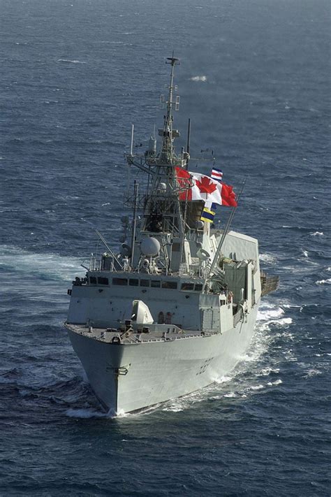 High Res Thechive Royal Canadian Navy Canadian Military Navy Ships