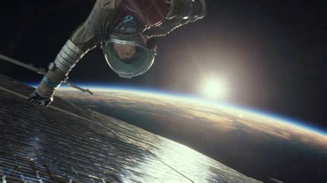 Official Gravity Trailer Is Filled With Suspense Stress And Terror Best Sci Fi Movie