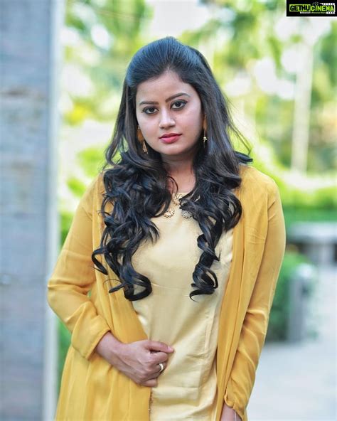 Actress Ansiba Hassan Hd Photos And Wallpapers October 2021 Gethu Cinema