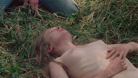Camille Keaton Nuda 30 Anni In I Spit On Your Grave