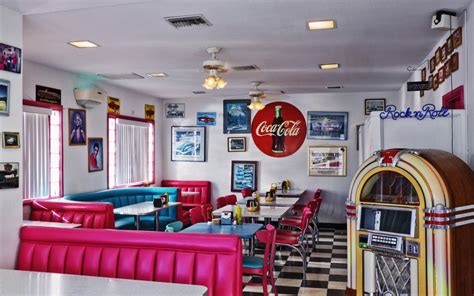 Mr Dz Diner Interior Of A 50s Style Diner Photo Gallery Diner