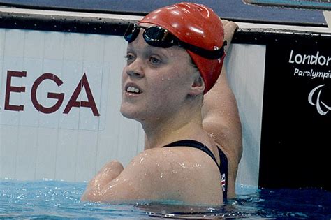 London 2012 Paralympics Ellie Simmonds Doesnt See Herself As Disabled Says Father After She