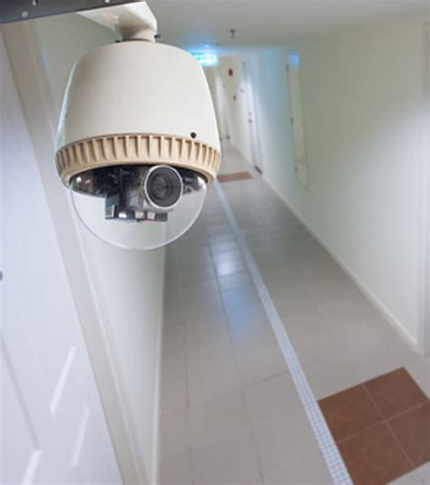 Sama Sama Kamera Pengawas Apa Bedanya IP Camera Dan CCTV SECOM