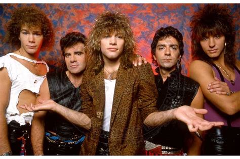 Formed in 1983, bon jovi consists of lead singer and namesake jon bon jovi, pianist and keyboard player david bryan, lead guitarist phil. Discos Que Parece Que Só Eu Gosto: Bon Jovi - 7800 ...