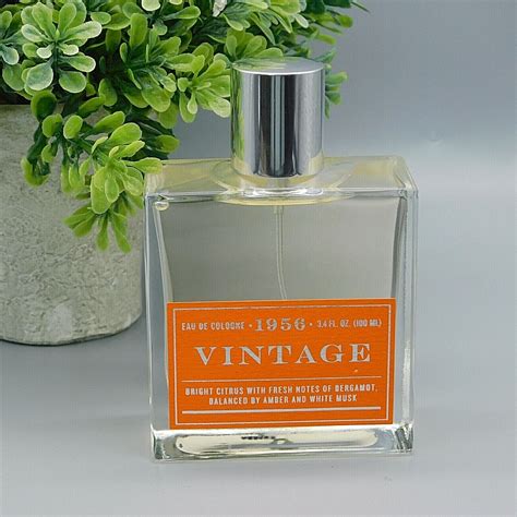 Tru Fragrance 1956 Vintage Eau De Cologne Spray Mens 34 Oz New