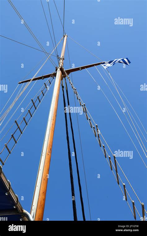 Mast Sailing Boat Stock Photo Alamy